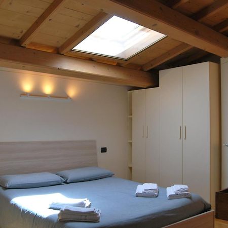 Attic 1 Centro Storico Apartment Peschiera del Garda Exterior photo
