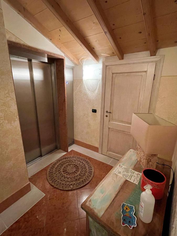 Attic 1 Centro Storico Apartment Peschiera del Garda Exterior photo